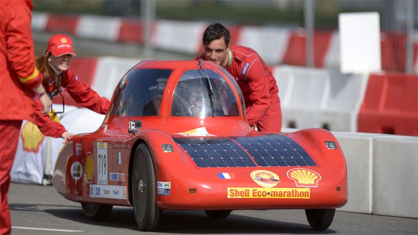 Voiture solaire présentée à l'Eco-shell marathon 2015