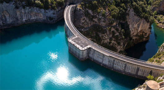 Barrage hydraulique dans les Gorges du Verdon