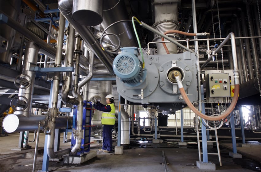 La vapeur à basse pression (issue de la détente) est récupérée et notamment utilisée par l’usine de papeterie pour sécher le papier. (©Phototheque VEOLIA - Rodolphe Escher)