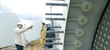 Présentation de la structure de fixation d'une pale d'éolienne sur le parc de Fruges, dans le Pas-de-Calais.