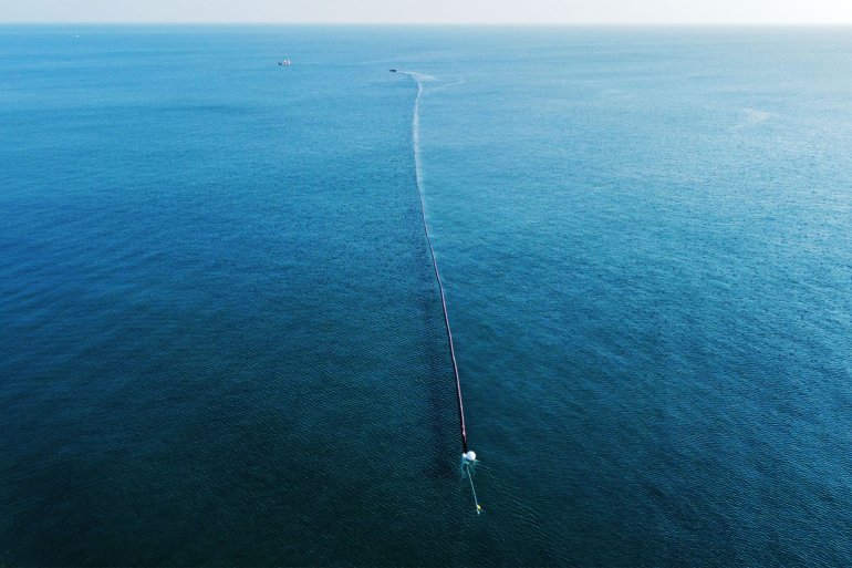 Fourreau éoliennes flottantes dans les Pyrénées-Orientales