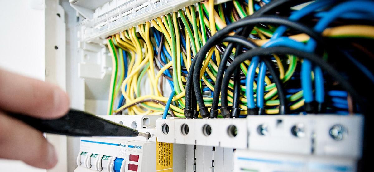 Le Point Sur La Fourniture D Electricite Aux Menages Francais Connaissances Des Energies